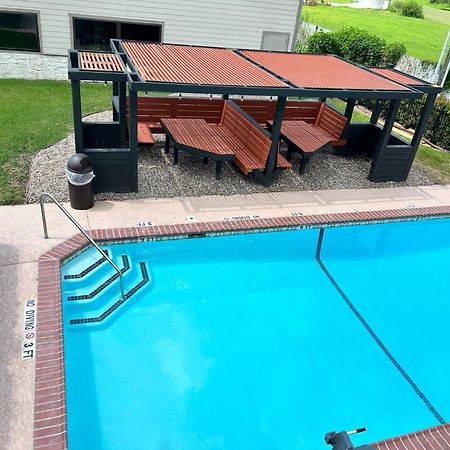 Lone Star Inn And Suites Victoria Esterno foto