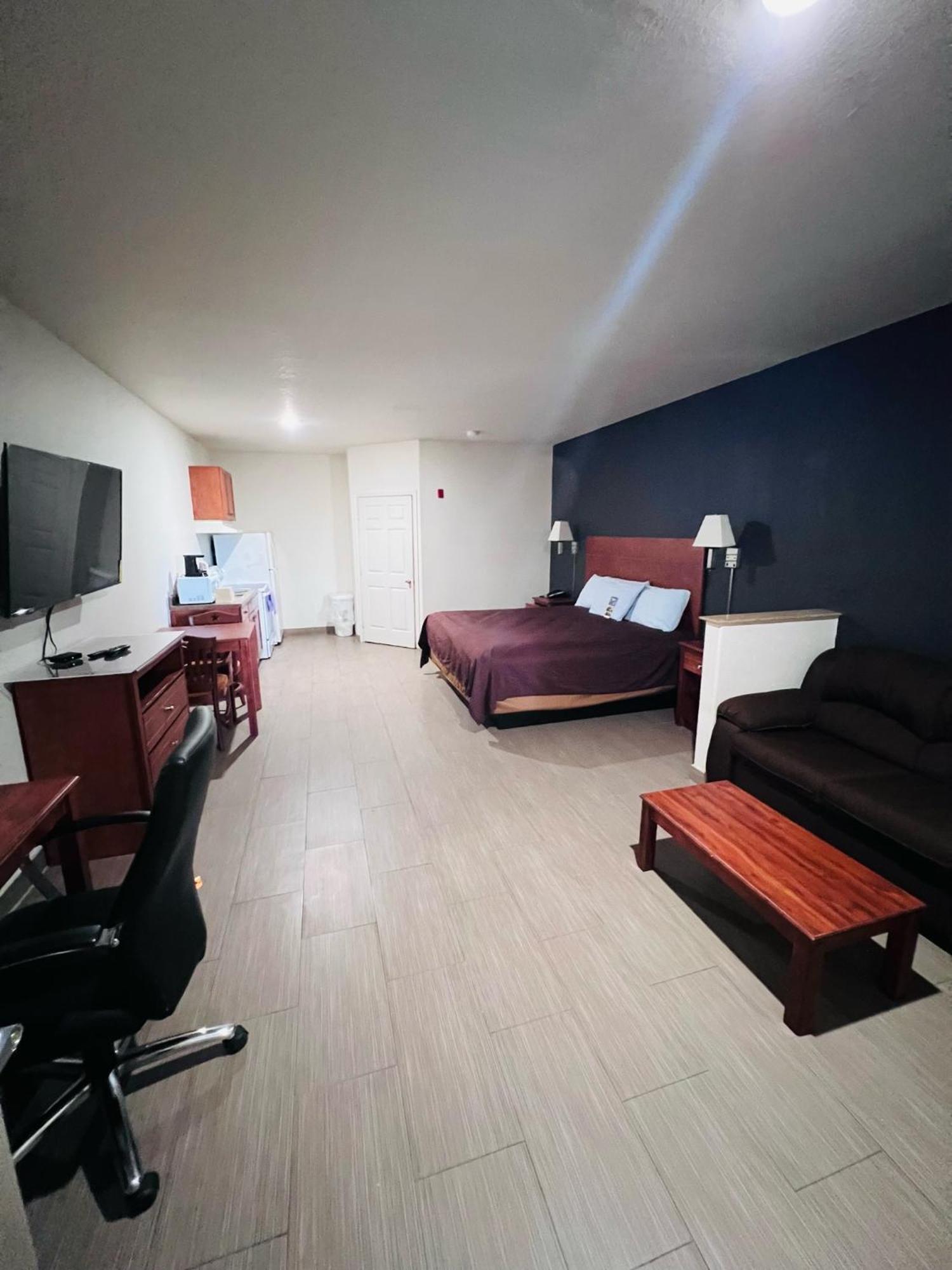 Lone Star Inn And Suites Victoria Esterno foto