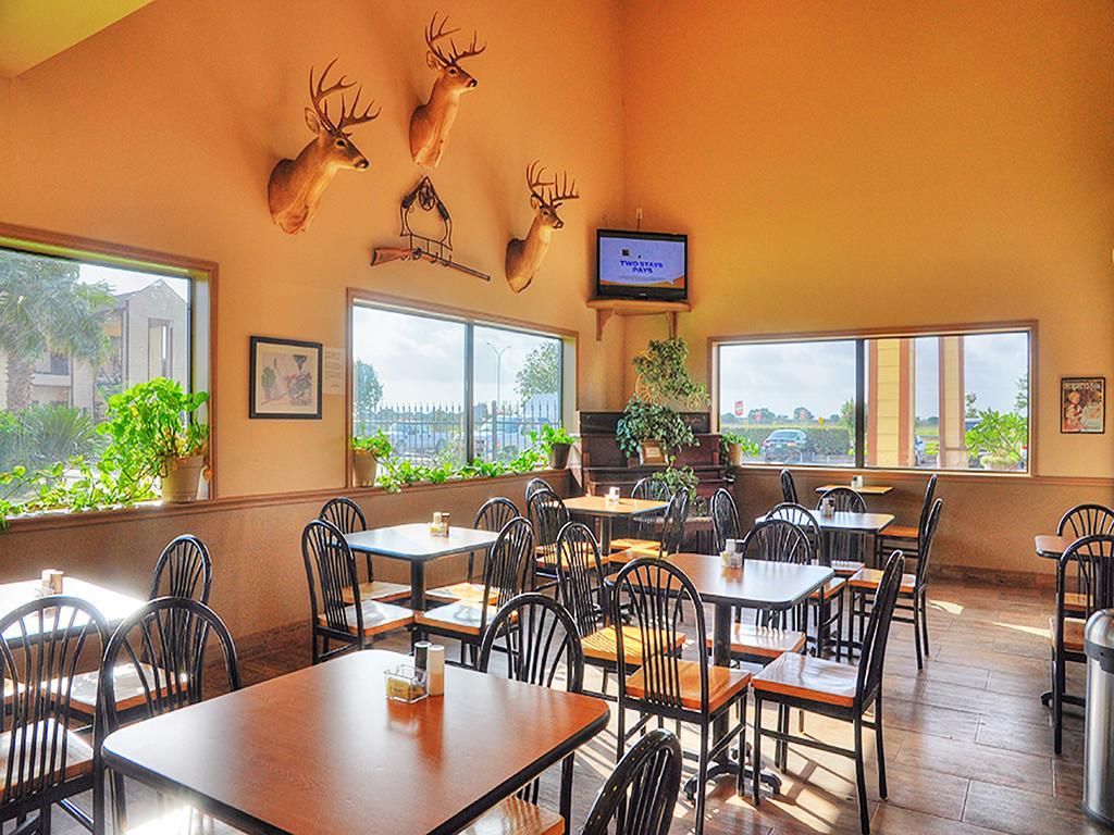 Lone Star Inn And Suites Victoria Esterno foto