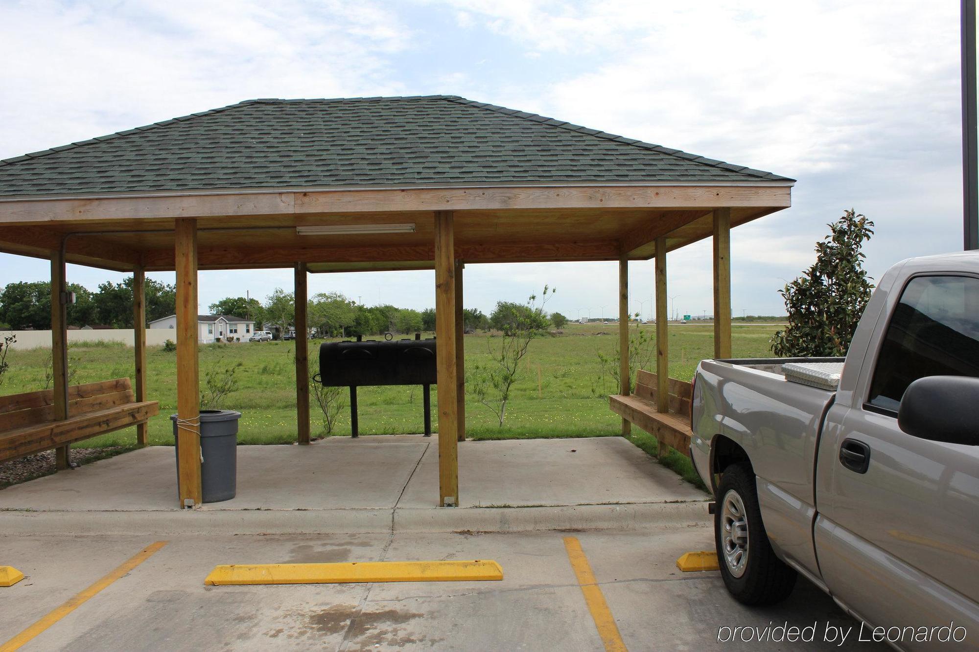 Lone Star Inn And Suites Victoria Esterno foto
