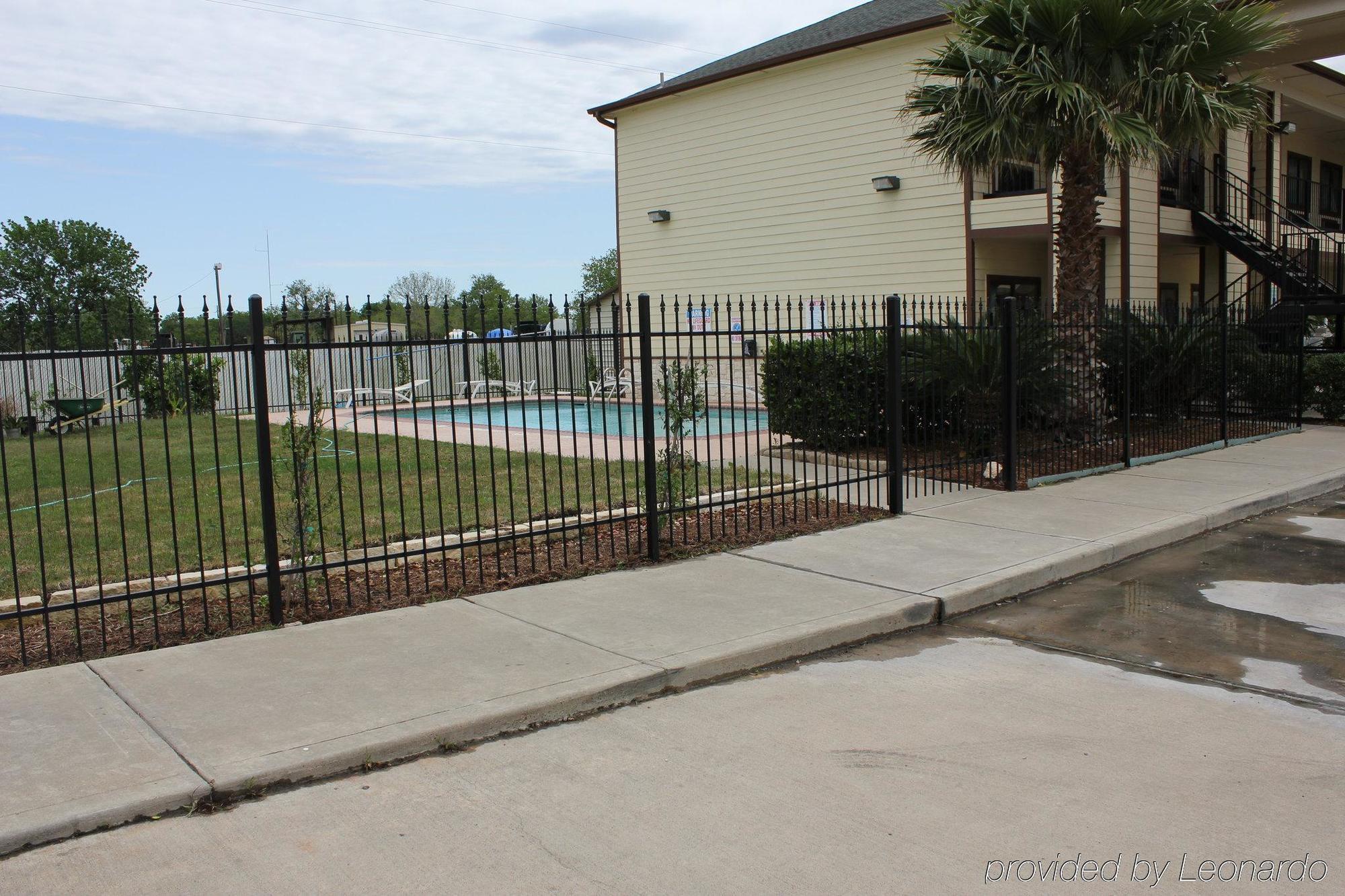 Lone Star Inn And Suites Victoria Esterno foto