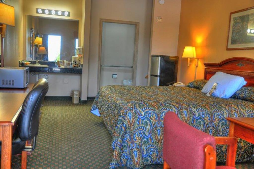 Lone Star Inn And Suites Victoria Esterno foto