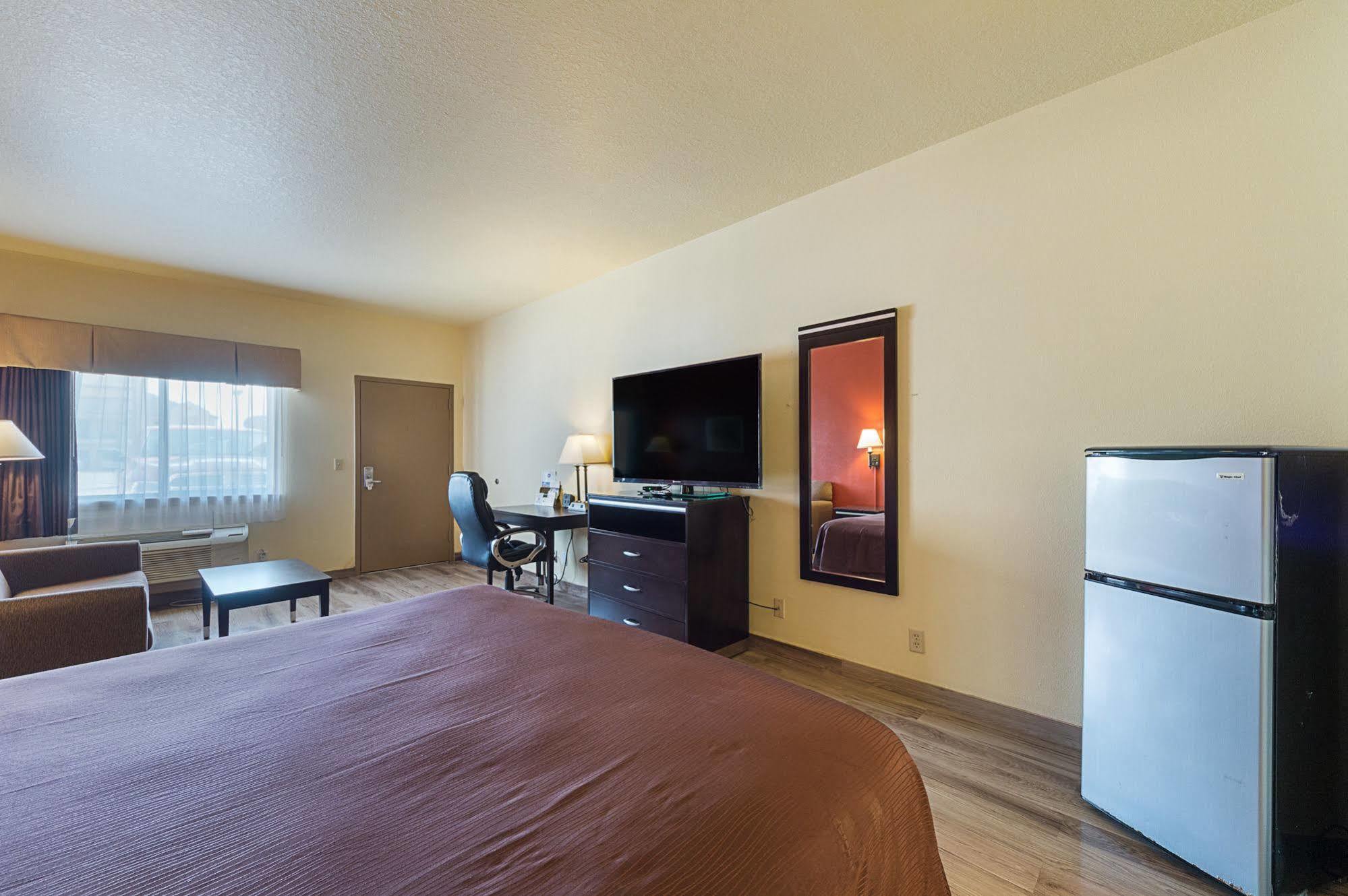 Lone Star Inn And Suites Victoria Esterno foto