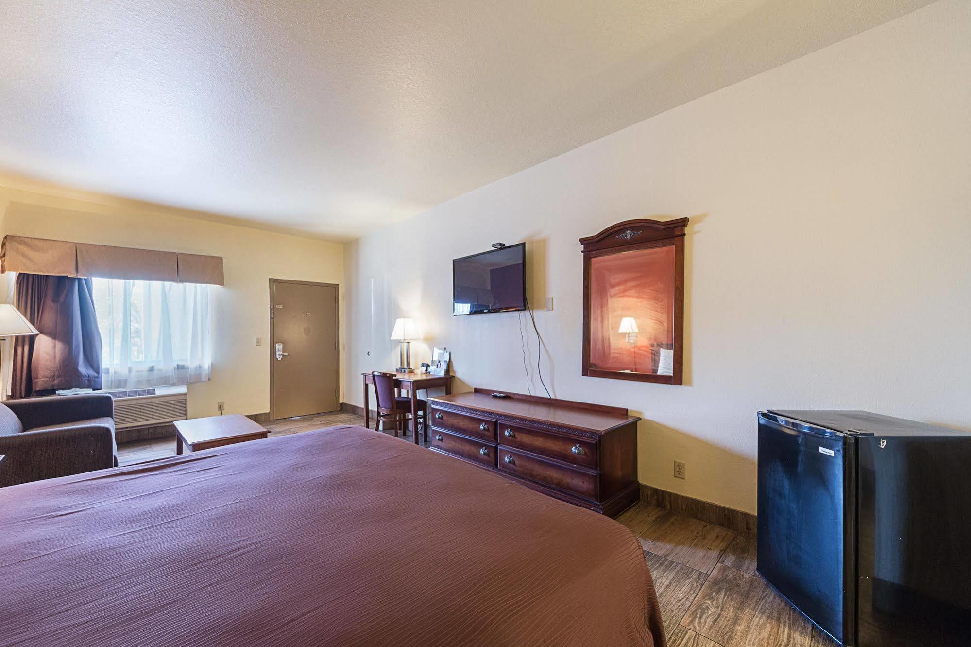 Lone Star Inn And Suites Victoria Esterno foto