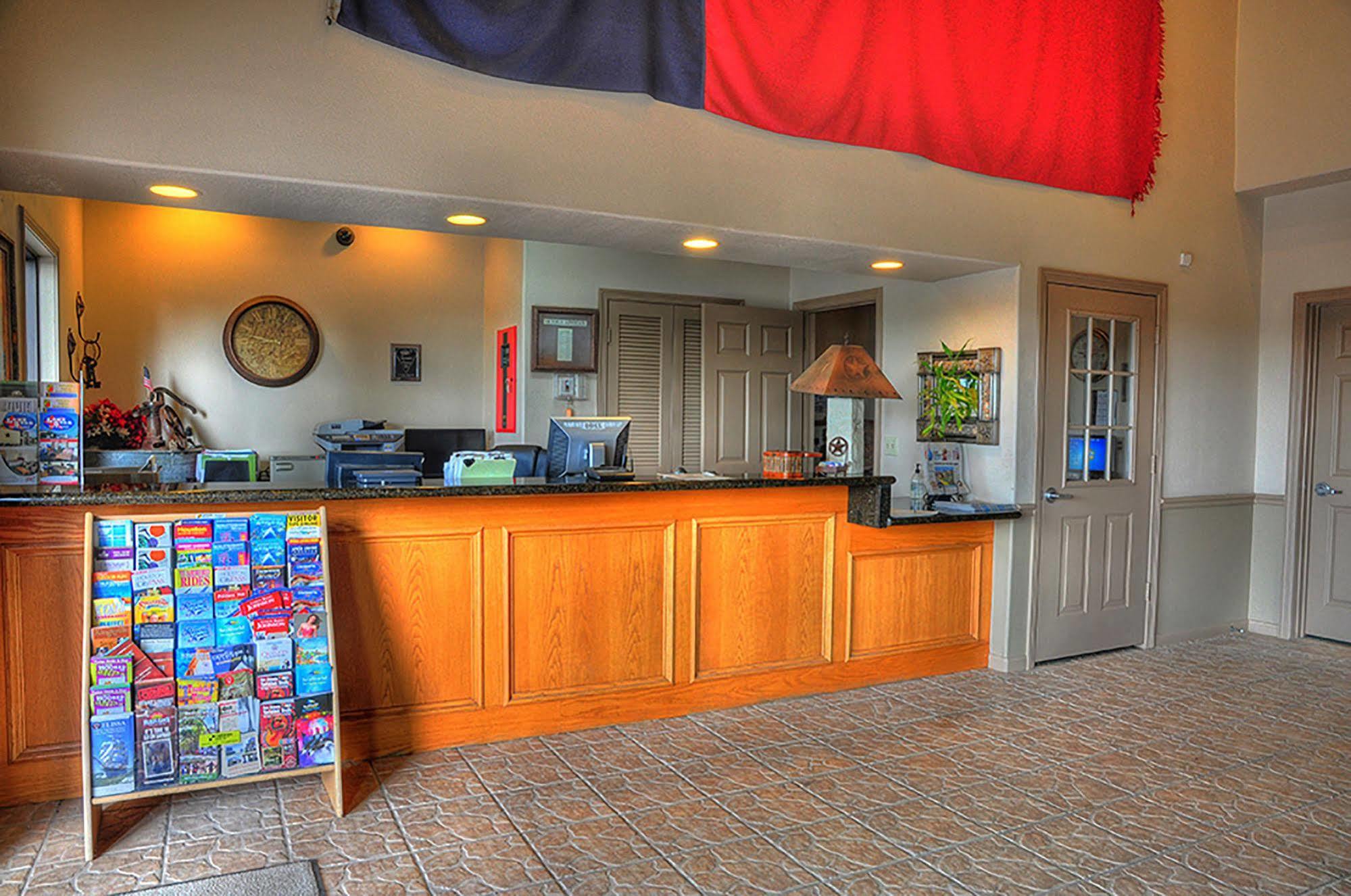 Lone Star Inn And Suites Victoria Esterno foto